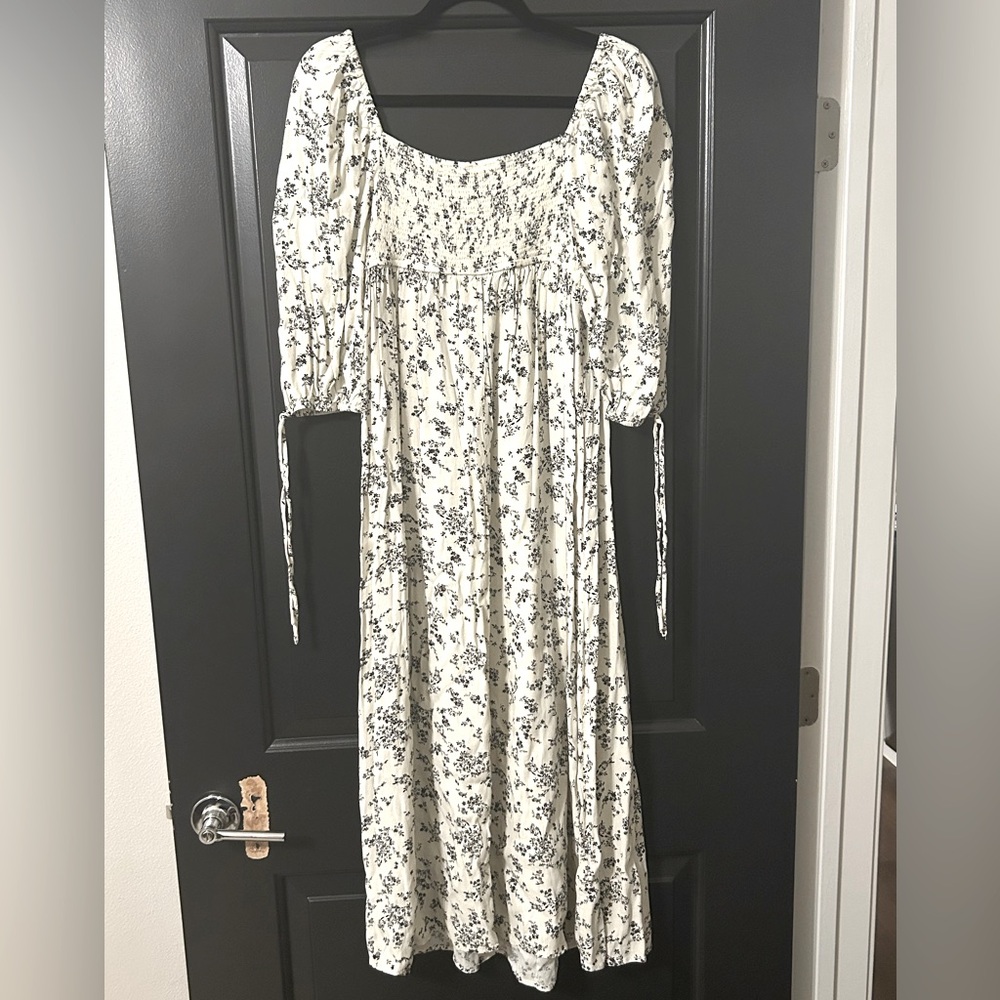 Lovestitch Textured Cream and Black Top
